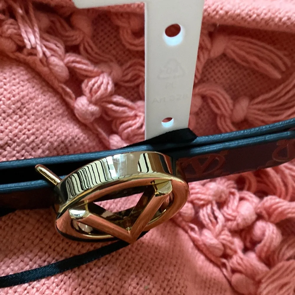 NWT VALENTINO BY MARIO VALENTINO Baby Monogram Logo Leather Belt - Picture 9 of 11